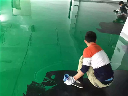 阳明下面给你一份环氧地坪漆施工的完整流程